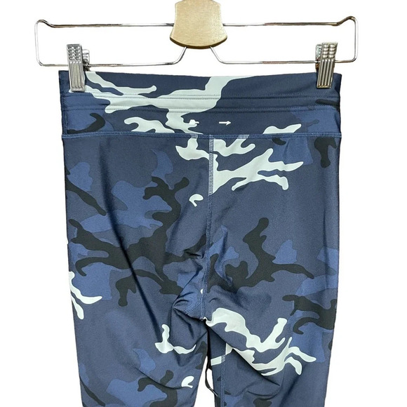 The Upside Camo Print Drawstring Cropped Leggings Blue Black Size US 6 - Picture 5 of 7
